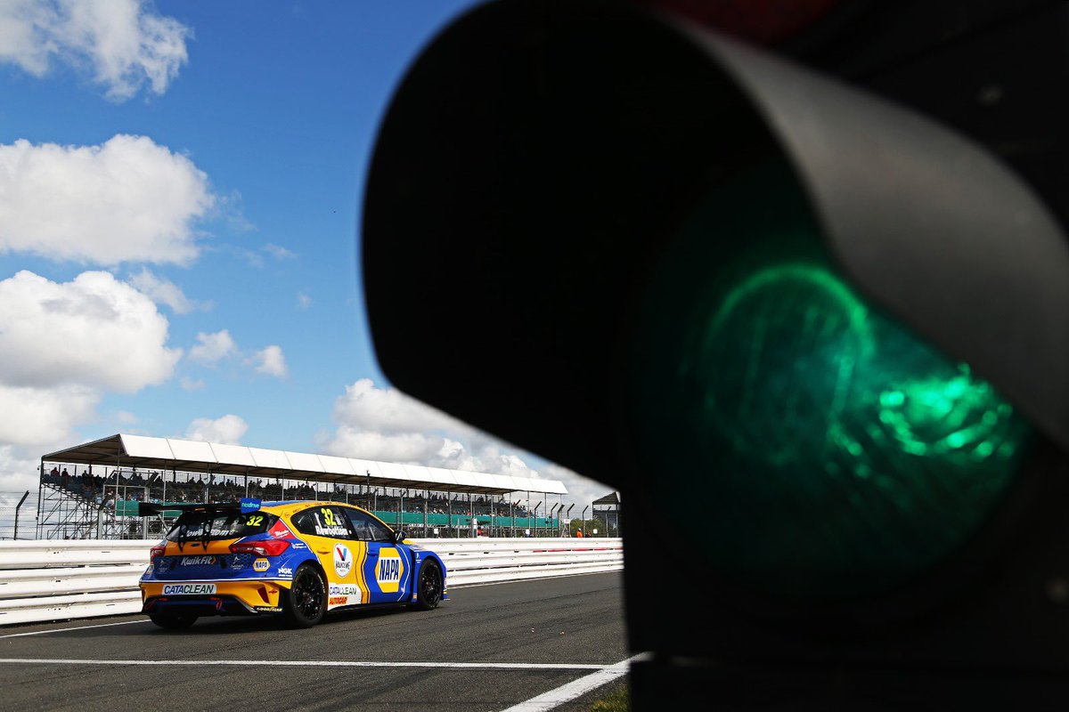 naparacinguk's tweet photo. 🔵🟡 The pit lane is now open, and the cars are heading to the grid 👀

Here are the starting positions for Race 1:

P5: Ash Sutton
P7: Dan Cammish
P10: Sam Osborne 
P13: Dan Rowbottom

Let’s go team 💙💛 

#NAPARacingUK #BTCC #Silverstone #Raceone #raceday #fastford https://t.co/jSla7nImQa