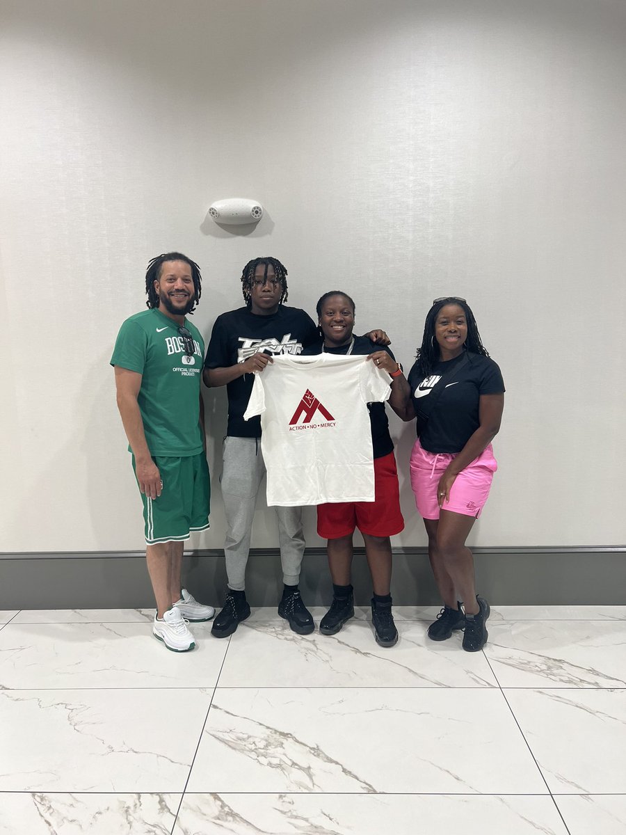 ActionNoMercy ❤️🔺 tweet media