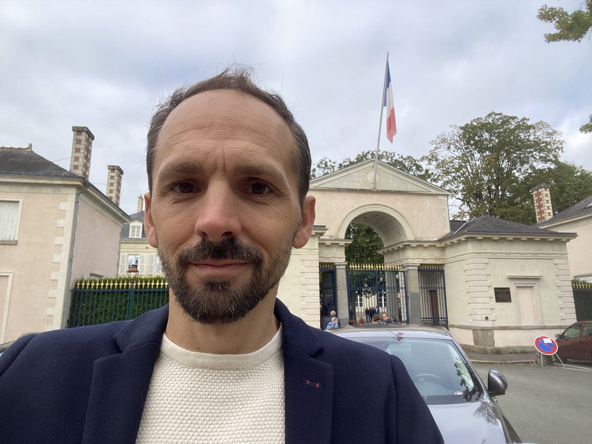 A voté pour les sénatoriales ;-)