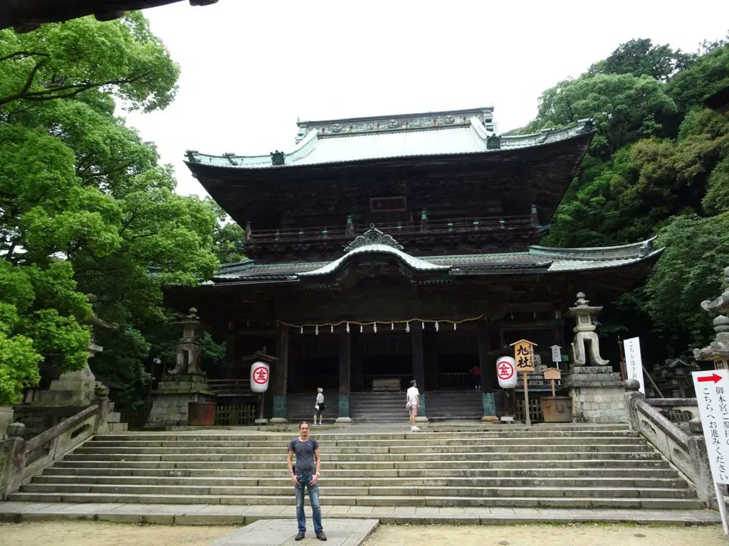 #Shikoku is one of my favourite regions in #Japan. There's so much to see, but not many tourists make it there. I wrote a one-week itinerary for this amazing place - Check it out in the comments!

#japantravel #travelphotography #offthebeatenpath #asiatravel #shikokutravel