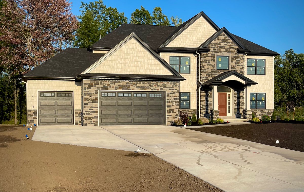 RegencyBuildLLC's tweet image. REGENCY BUILDERS, LLC
🏡New Model Home Opening Soon in Pendleton, NY!!!
Stay tuned for more details!