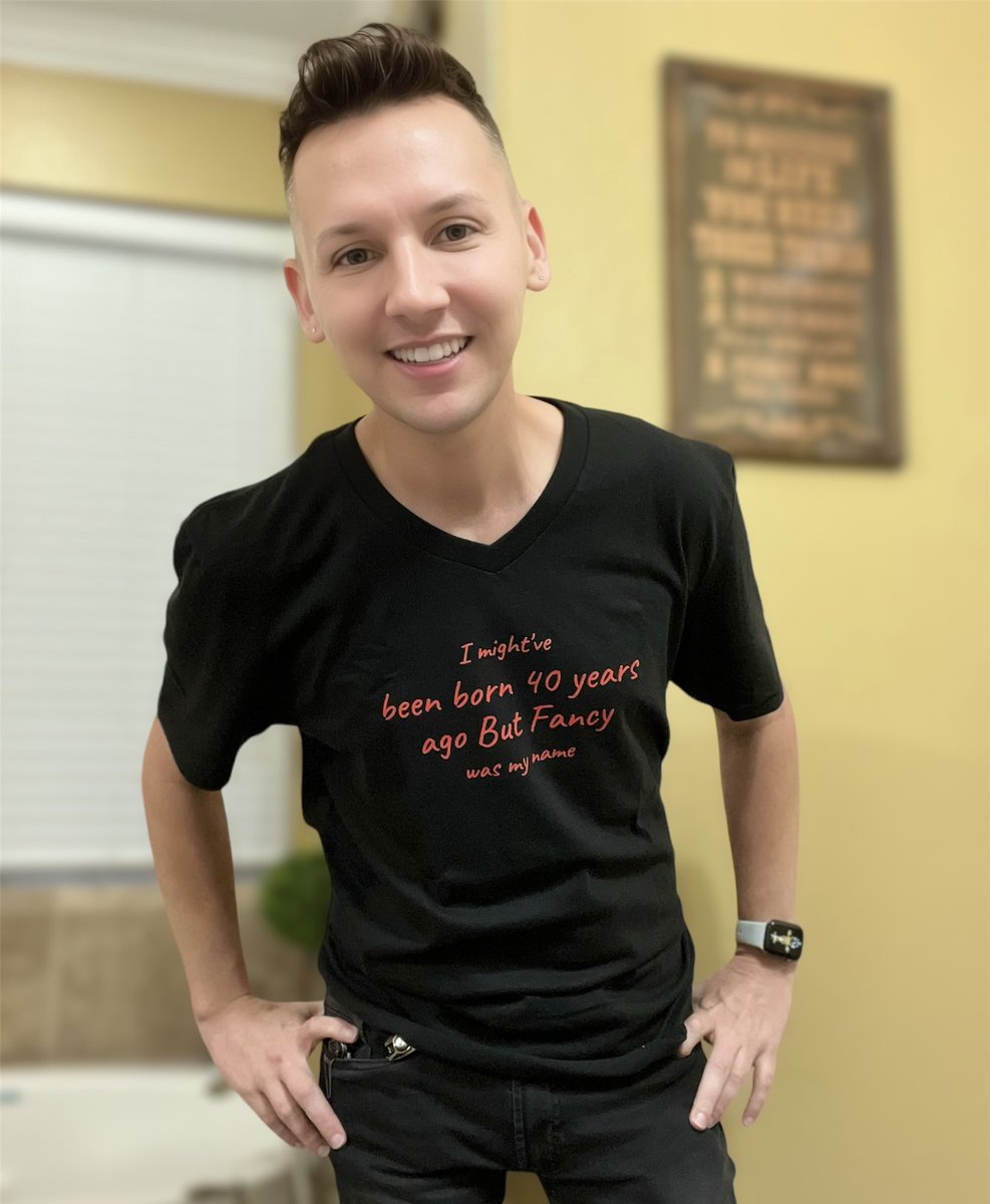 bubreba's tweet image. You only turn forty once so make it #fancy!

#forty&amp;amp;fancy #rebasplace #choctawcasinos #atoka #reba @reba @RebasPlace