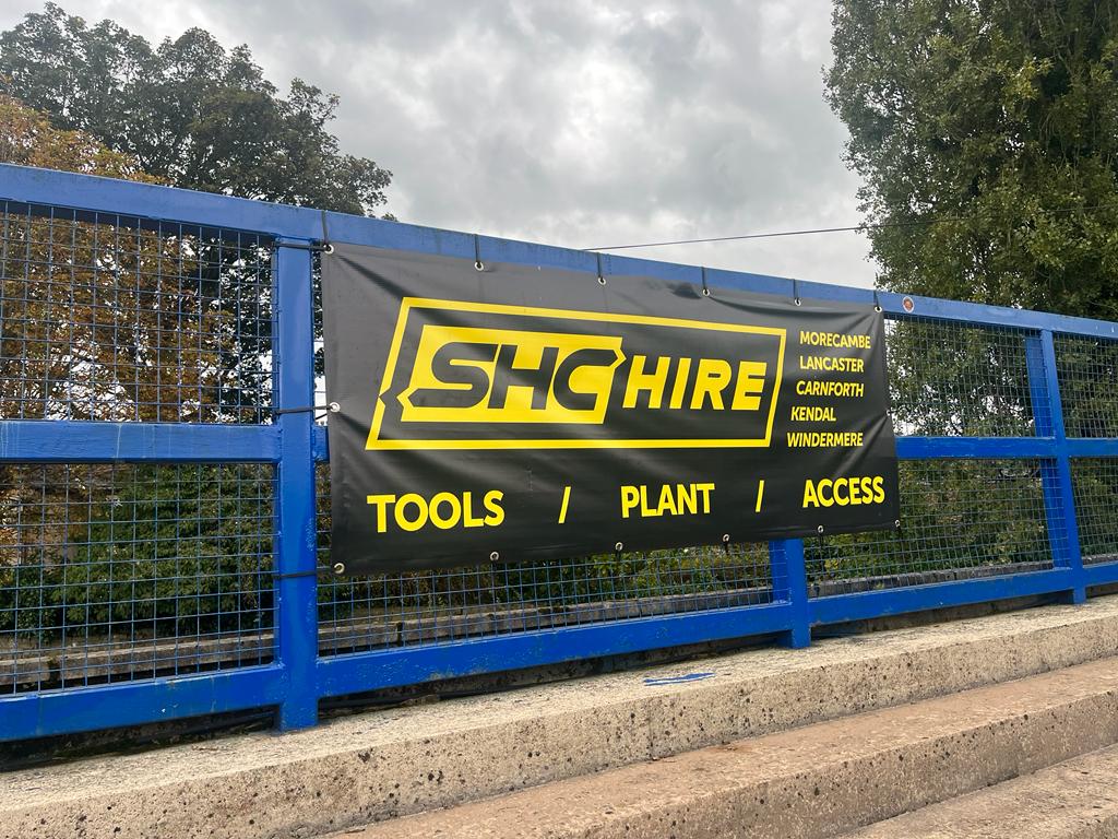 💙 | 𝗦𝗽𝗼𝗻𝘀𝗼𝗿 𝗦𝘂𝗻𝗱𝗮𝘆

<a href="/SHCHIRECENTRE/">SHC Hire Centres LTD</a> are sponsoring your Dolly Blues by having their logo on our West Road Terrace!

Founded in 1981, SHC Hire are an established hire company with depots covering the North West.

#OurCity • #COYDB • #ADAW