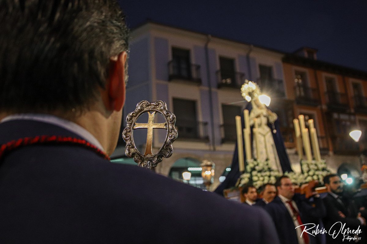 Coronación 2023, Traslado de María Santísima de la Caridad, Cofradía de la Preciosísima Sangre <a href="/PreciosaSangrev/">Preciosísima Sangre</a> Hasta su posición para recibir a Ntra Señora de los Dolores Coronada <a href="/SantaVeraCruz/">Santa Vera Cruz</a> Detalles en el enlace.. valladolidsanta.blogspot.com/2023/09/corona… <a href="/vallpasion/">Valladolid es Pasión</a> <a href="/VCofrade/">Valladolid Cofrade</a>