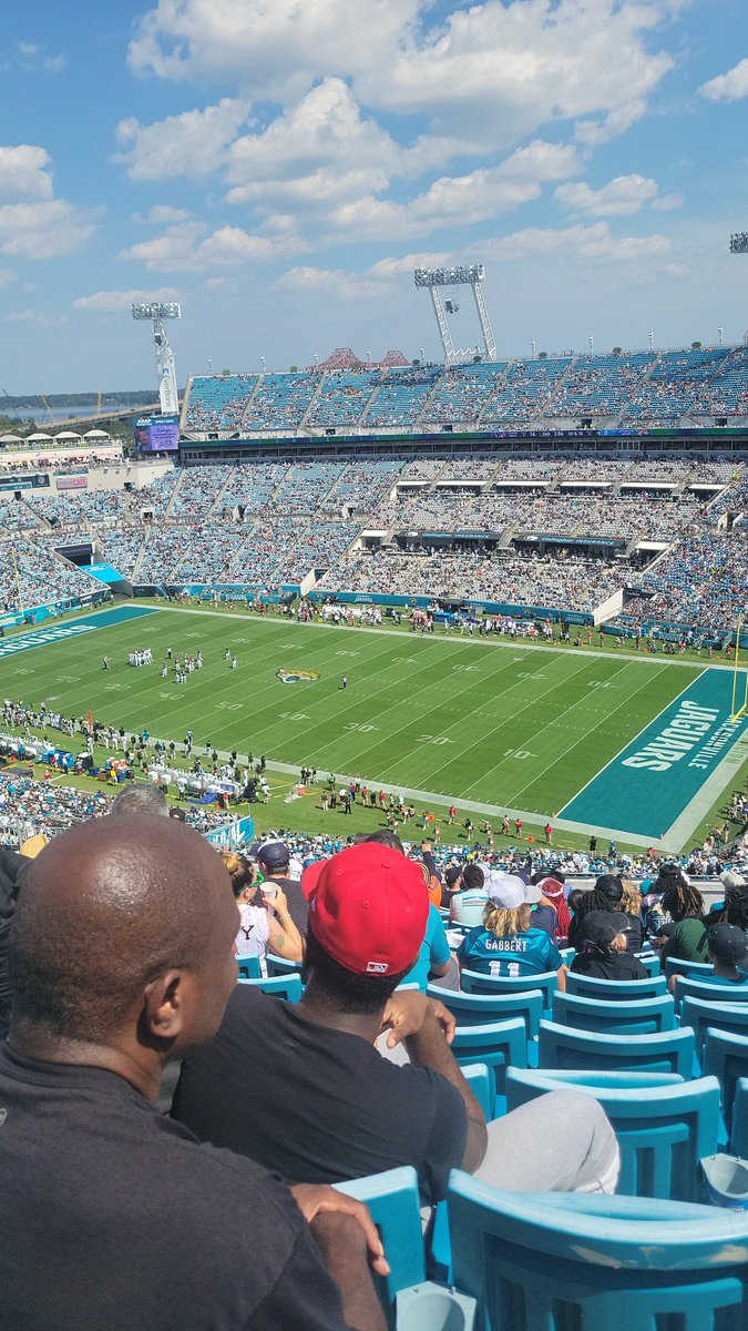 ChestnutZach's tweet photo. @TonyKhan Where u at? https://t.co/3N7pShI7D5
