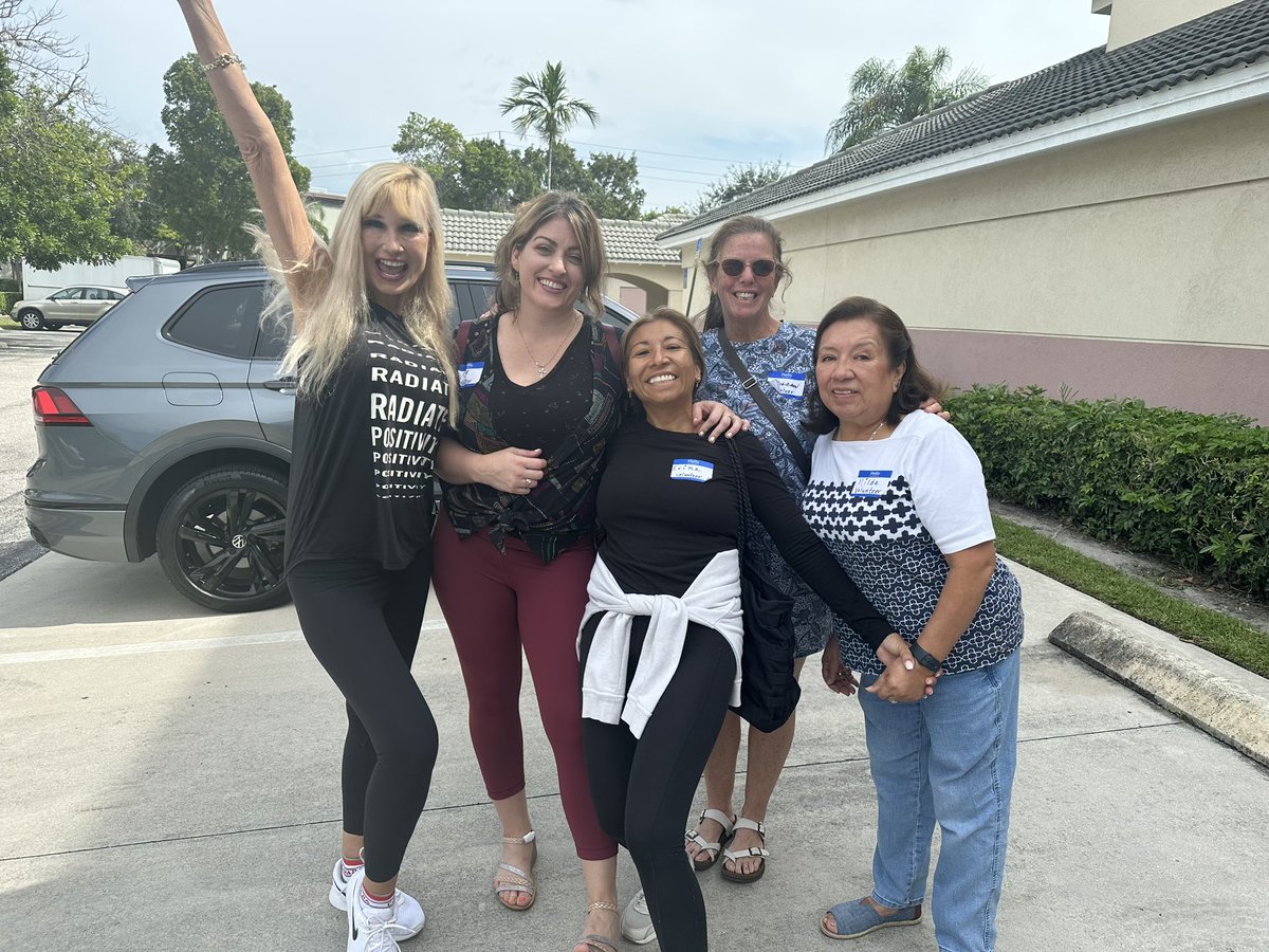 United Hearts, Helping Hands: Making a difference in the lives of people in our community. 🙏💕 
#alignmentoflove #jesussaves #nonprofitorganization #divinetiming #bocaratonflorida #homelessnessawareness #communityevent #NGO #Florida #palmbeachcounty