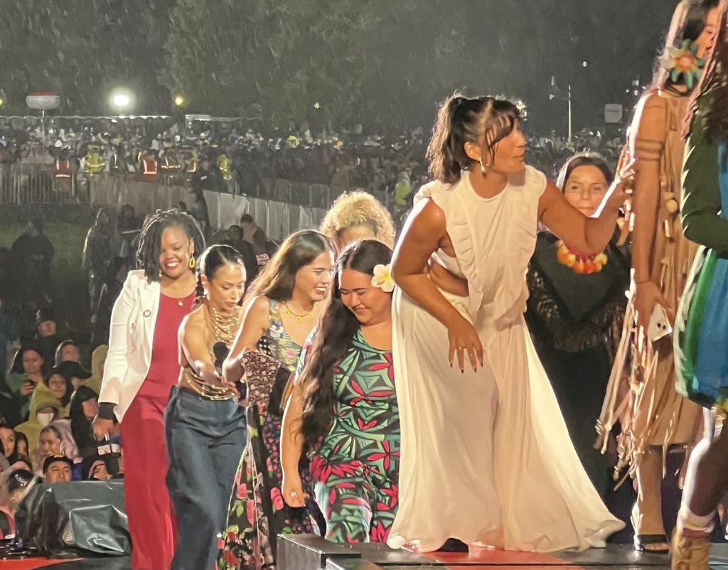 Just your regular Samoan girl standing on the shoulders of movement giants and doing the work I believe they called us to do 🇼🇸 #GlobalCitizenFestival