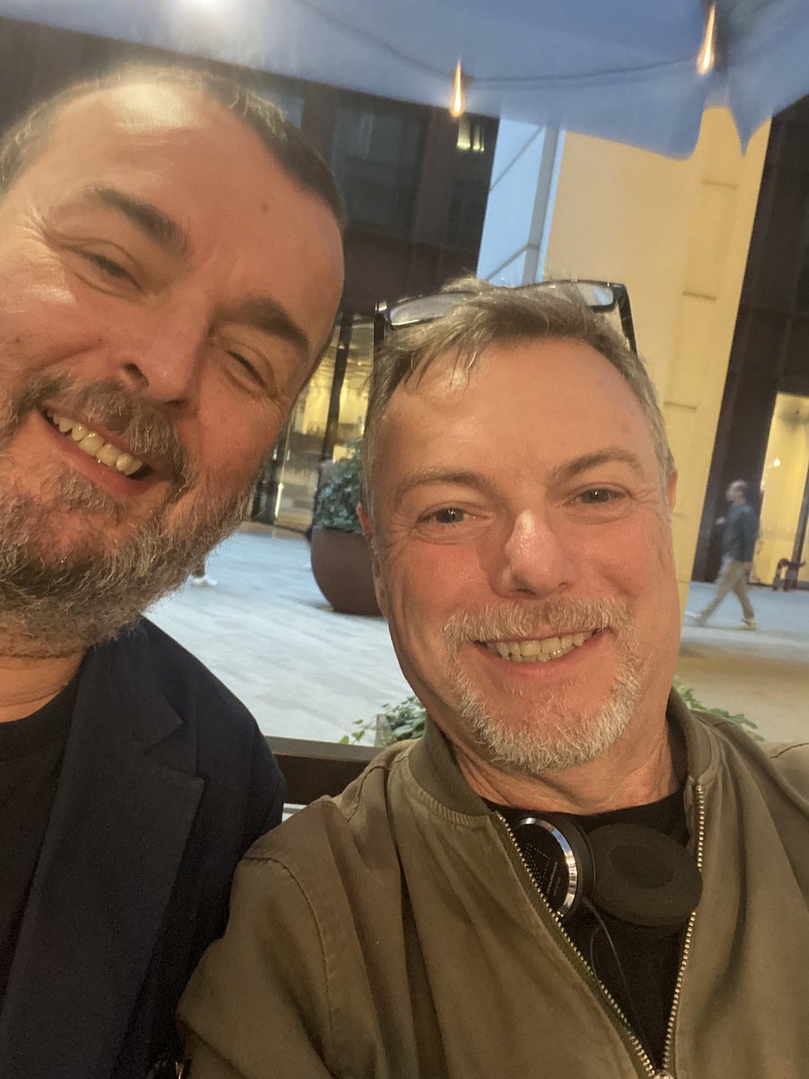 alrapids1's tweet photo. Not quite the result we wanted but enjoyed my long overdue visit to the Emirates, lovely to catch up with my old buddy Sean. https://t.co/ea7951EDS9