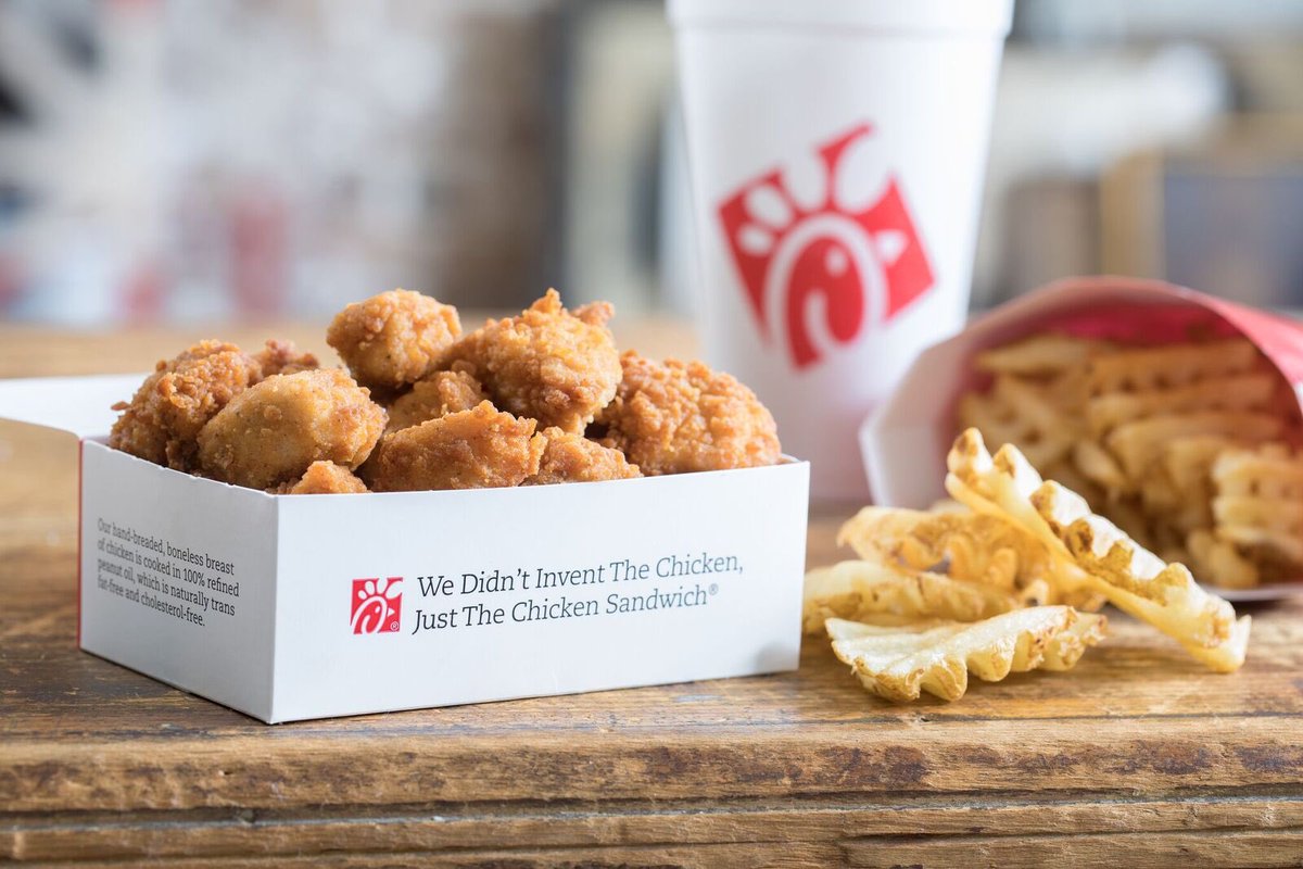 Super70sSports's tweet photo. Of the past 847 times I’ve craved Chick-fil-A, approximately 843 have been on Sundays. This is a real phenomenon. Can I get an amen? https://t.co/XlRDWyak5B