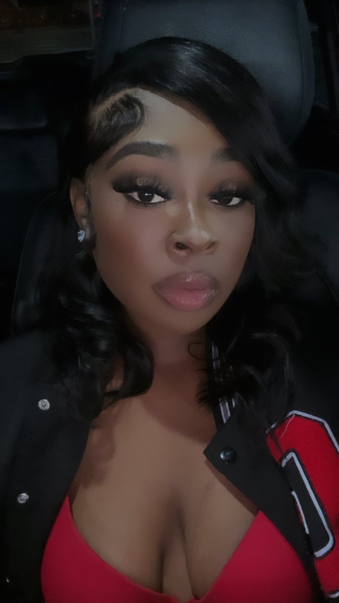 MaxiiMaxee's tweet image. Always been you ! 💋