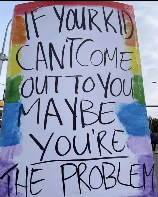 Bianca Swirlski-Queen Spam Pam, Beaver Czar 🍁 (@bswirlsi) on Twitter photo 