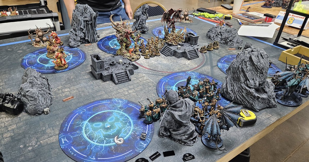 KCwargaming's tweet photo. Day 2 of the King Cheese GT underway https://t.co/aTqjIPYZW4