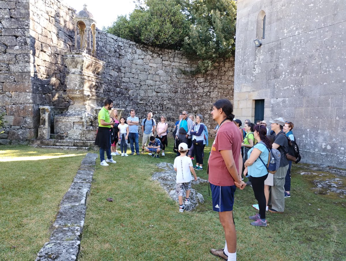 ailladosratos's tweet photo. 🍁 Ruta 623 "Aldán, un condado á beira do mar" 🏰

🐭 Fermosa mañá coñecendo a historia do Frendoal e dos pazos da Torre e de Vista Alegre.

#ailladosratos #aldan #coñecendocangas #historiasdomorrazo

Clínica Dental Forte 
Ali Autoescola 
Casa Rural Cova da Balea 
O que faltaba https://t.co/2vw834J06g