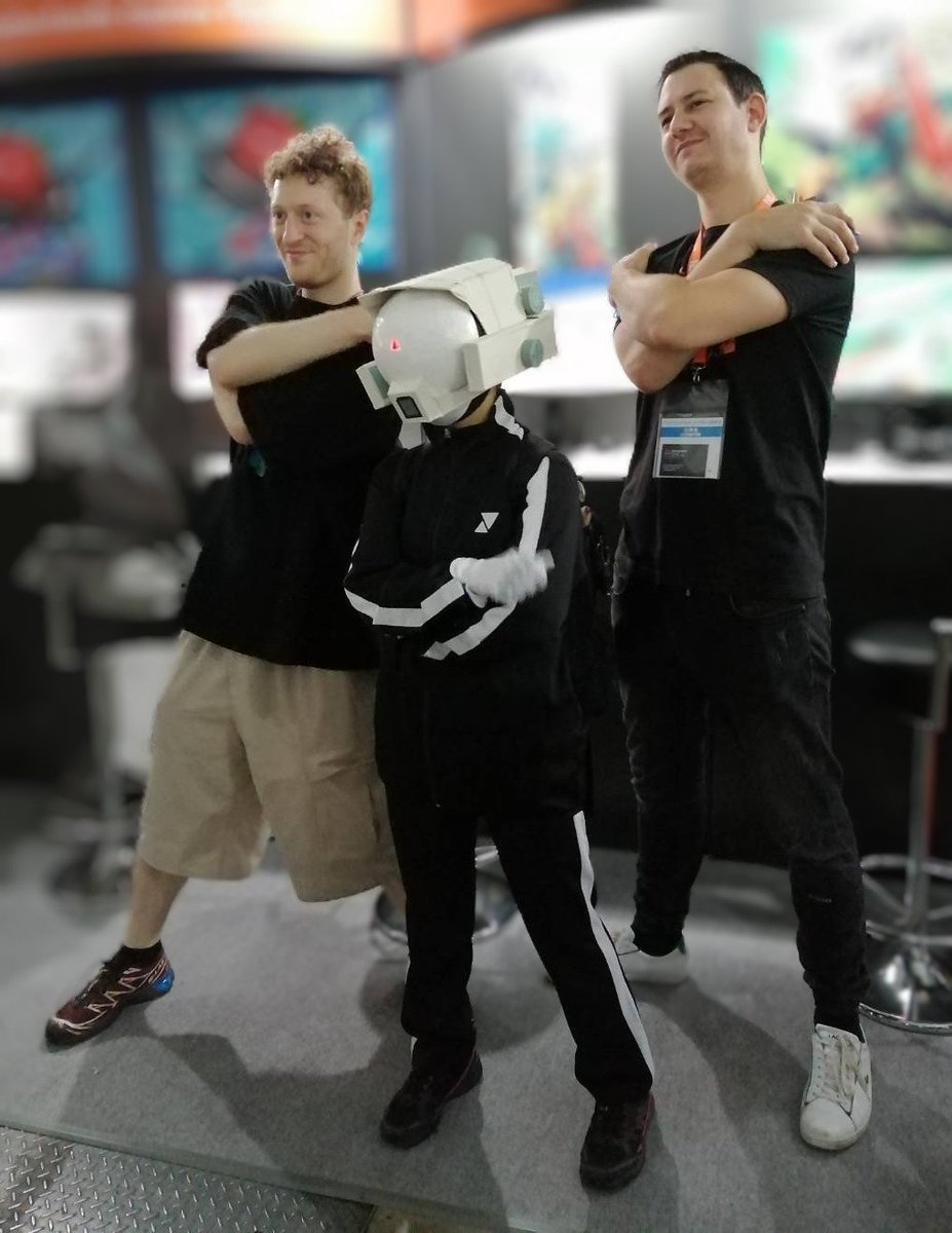 moffumofu0000's tweet photo. コスプレでゲーム開発者様にご挨拶することは日本人の礼儀だと先輩方に教わったので、本日はDOT EXEでTGSに参加しましたヾ⁠(⁠🔺)⁠ﾉ https://t.co/SkouRumSR6