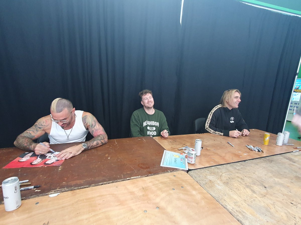 Left Sheffield at 9.30am, Joined the queue at 11..... got to meet <a href="/Busted/">Busted</a> at 13.50..... spot of lunch before going to watch then tonight. 
Teenage dreams fullfilled.