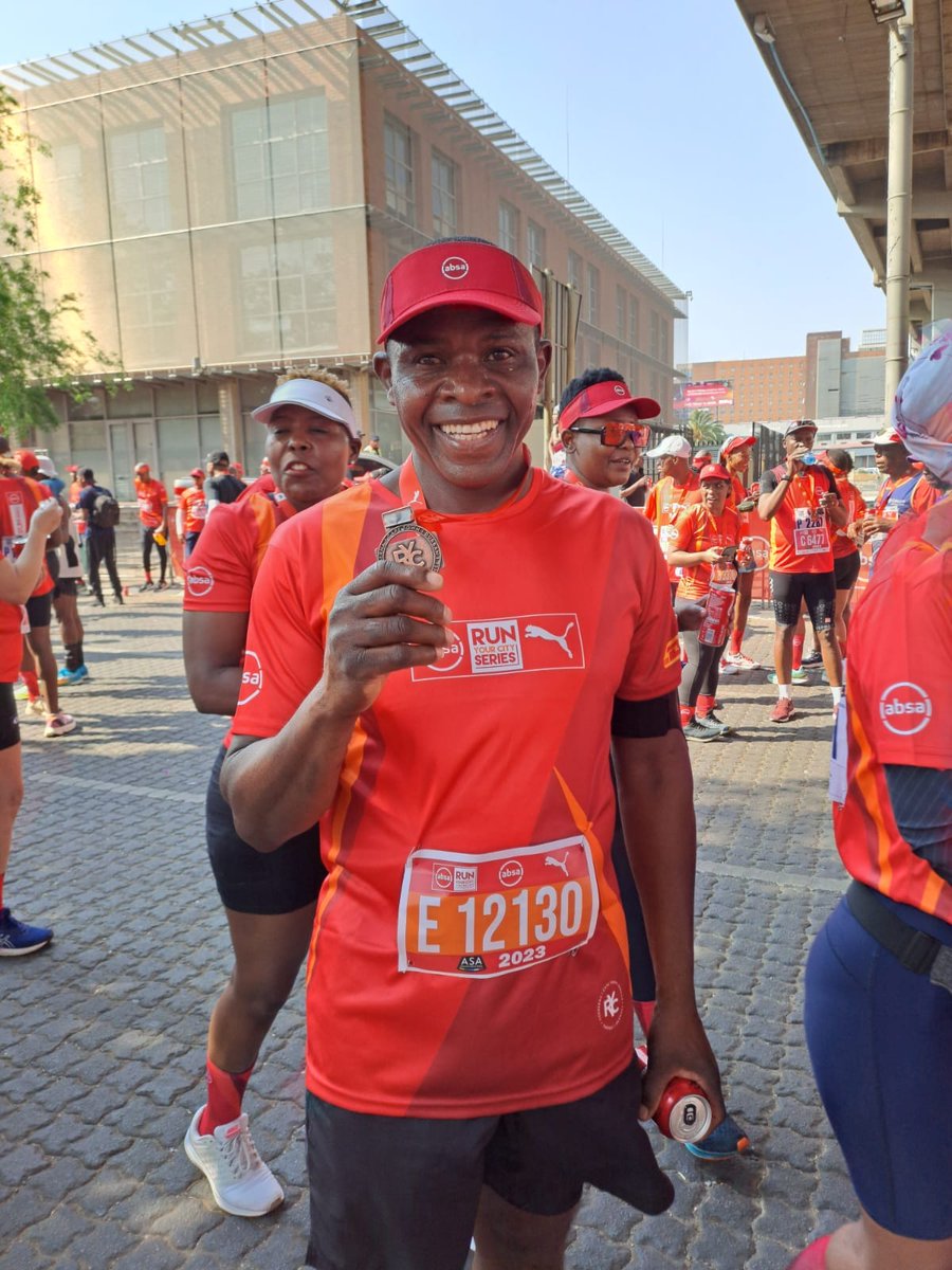 JhbSPCA's tweet photo. #absacityrun #doingitforanimals
Team JSPCA did us proud this morning! Our team at the #AbsaRunYourCity run this morning. Thanks, team - you are awesome!! https://t.co/cid98bXKzi