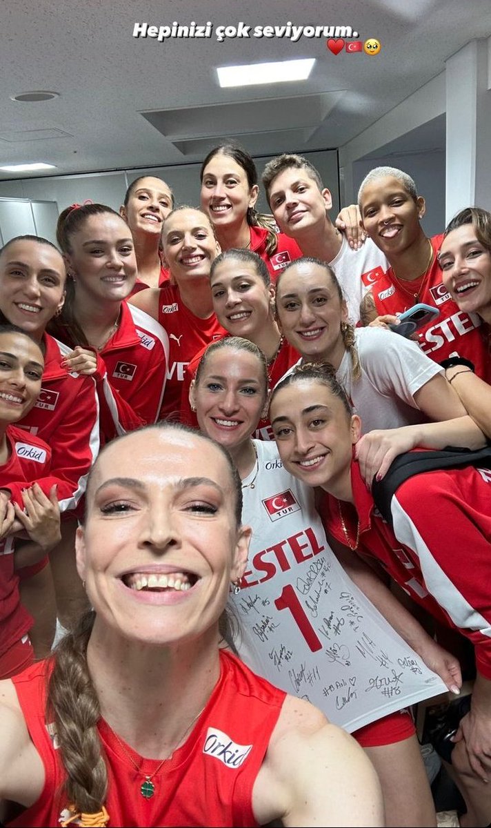 #FileninSultanları 2023 yazını Dünya 1 numarası olarak kapatıyor 🔥🔥🔥👏👏

1.🇹🇷Türkiye 398
·
·
·
·
2.🇷🇸Sırbistan 359
3.🇺🇸Amerika 358
4. 🇧🇷Brezilya 350
5. 🇮🇹İtalya 347
6.🇨🇳Çin 321
7.🇵🇱Polonya 319
8.🇯🇵Japonya 307

📌2024 Mayıs ayına kadar Dünya 1 numarası olarak anılacağız.