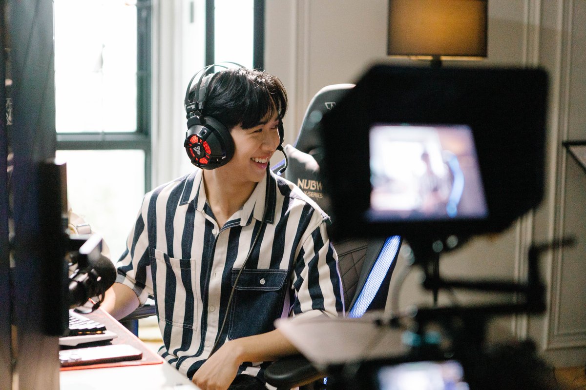 HiddenAgenda_TH's tweet photo. ทุกคนก็มีจุดมุ่งหมายที่ได้ทำจนสำเร็จ และก้าวต่อไป

#HiddenAgendaFinalEP
#GMMTV
@Louis_Thanawin @aj__chayapol https://t.co/4CmjvGRHh1