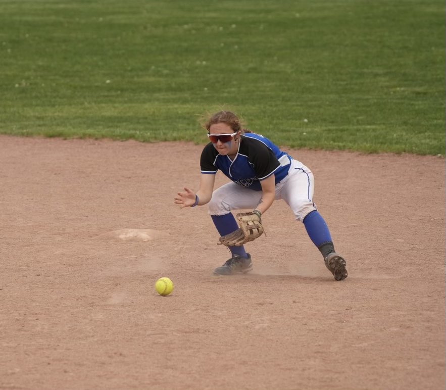 L’Anse Creuse Softball tweet media