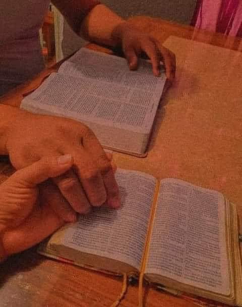 « Enamorate de alguien que quiera tener una relación de propósito, construir un futuro contigo, y hacer la voluntad de Dios juntos.»❤