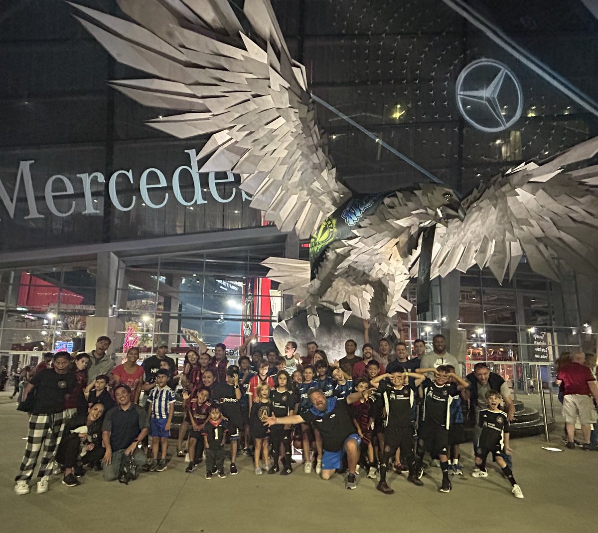 ChiefsSteve's tweet photo. I’m not saying we clinched our rightful spot in the playoffs because it was Rush Union Night at Atlanta United last night. I’m not NOT saying that either
#ATLUTD #UniteAndConquer #RushUnion https://t.co/A8TPkvOttV