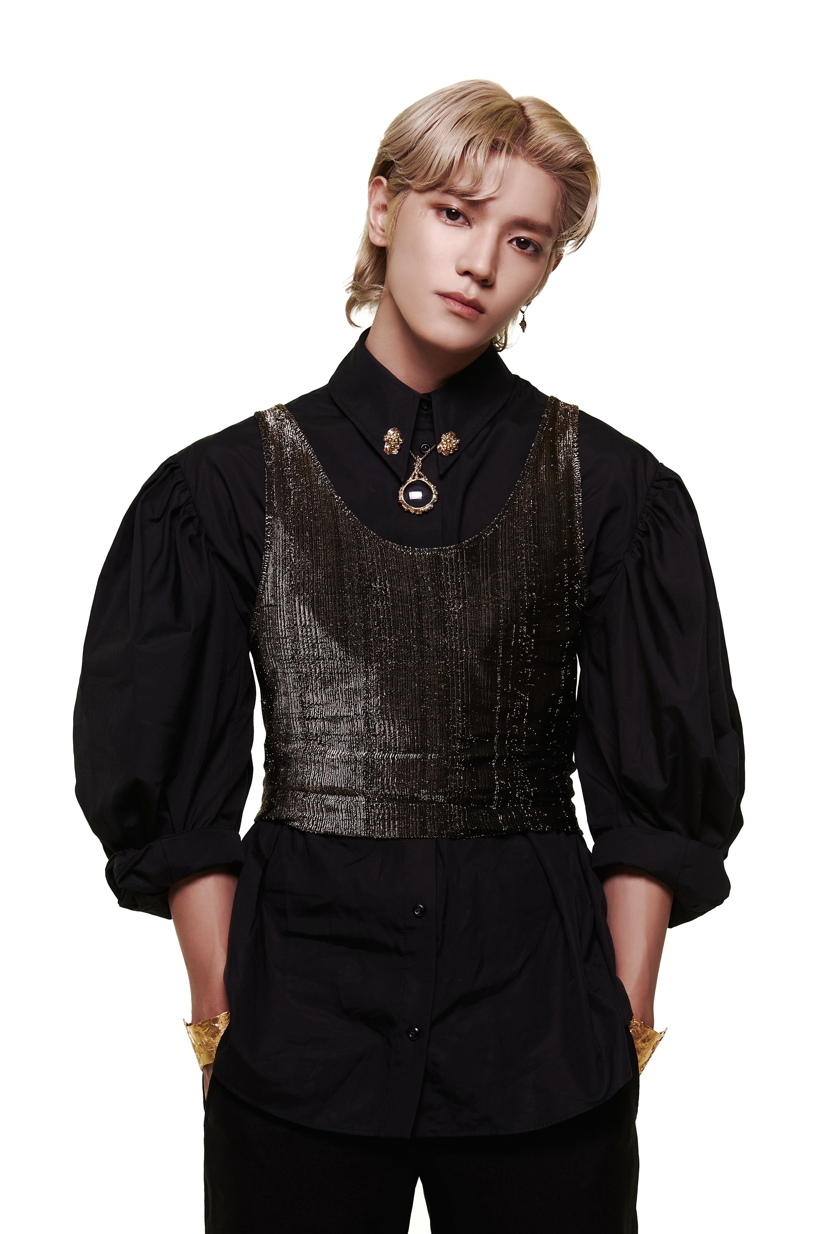 F6zKFY0bQAA-S7d?format=jpg&name=4096x4096