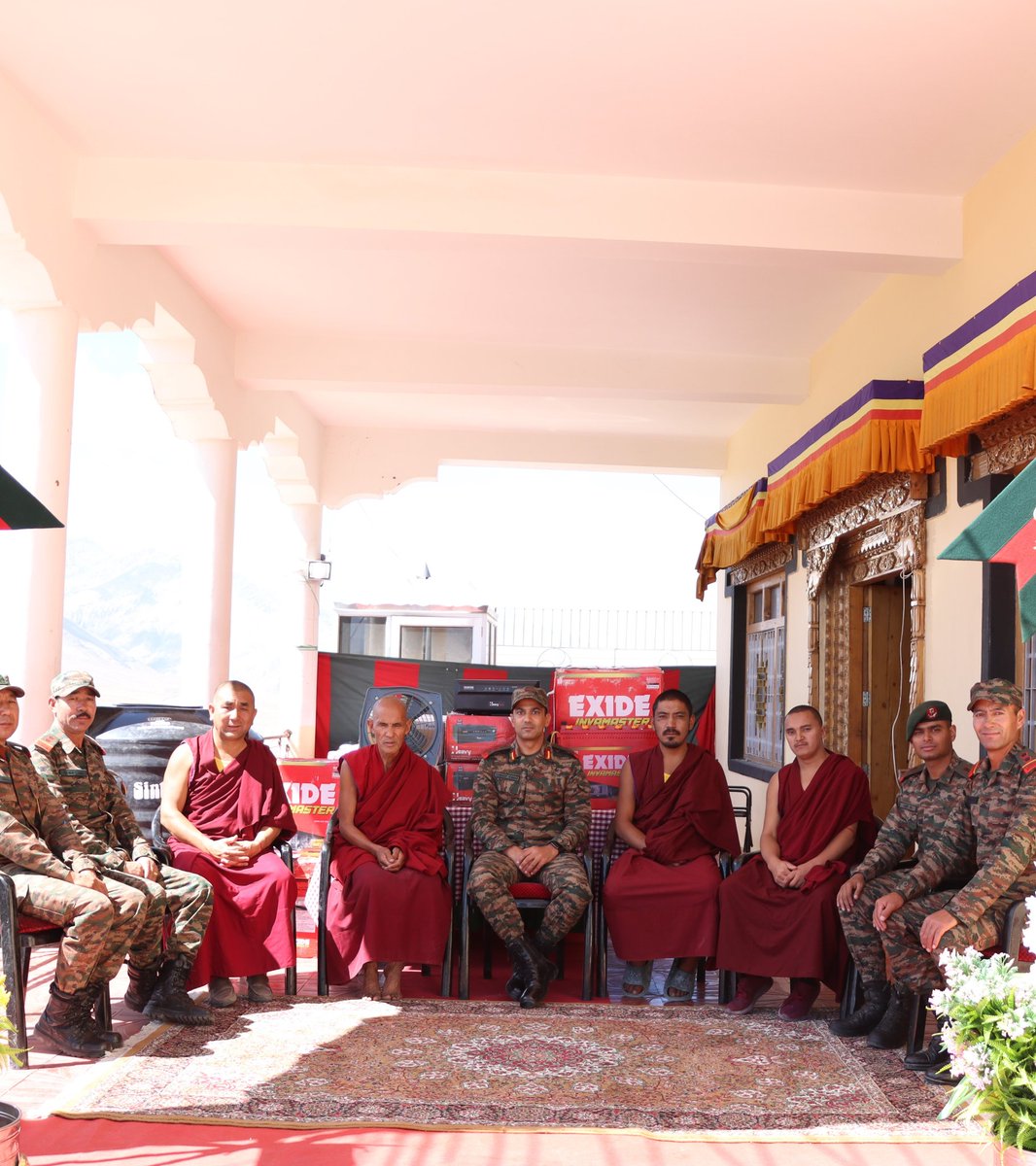 'Serving the Community, Serving the Nation'

STALKERS Battalion on behalf of Fire and Fury Corps donated     Electrical Appliances to Spituk Monastery, #Leh on 23 Sep assisting in improving the functional efficacy of the Monastery and reaffirming the  commitment of #IndianArmy