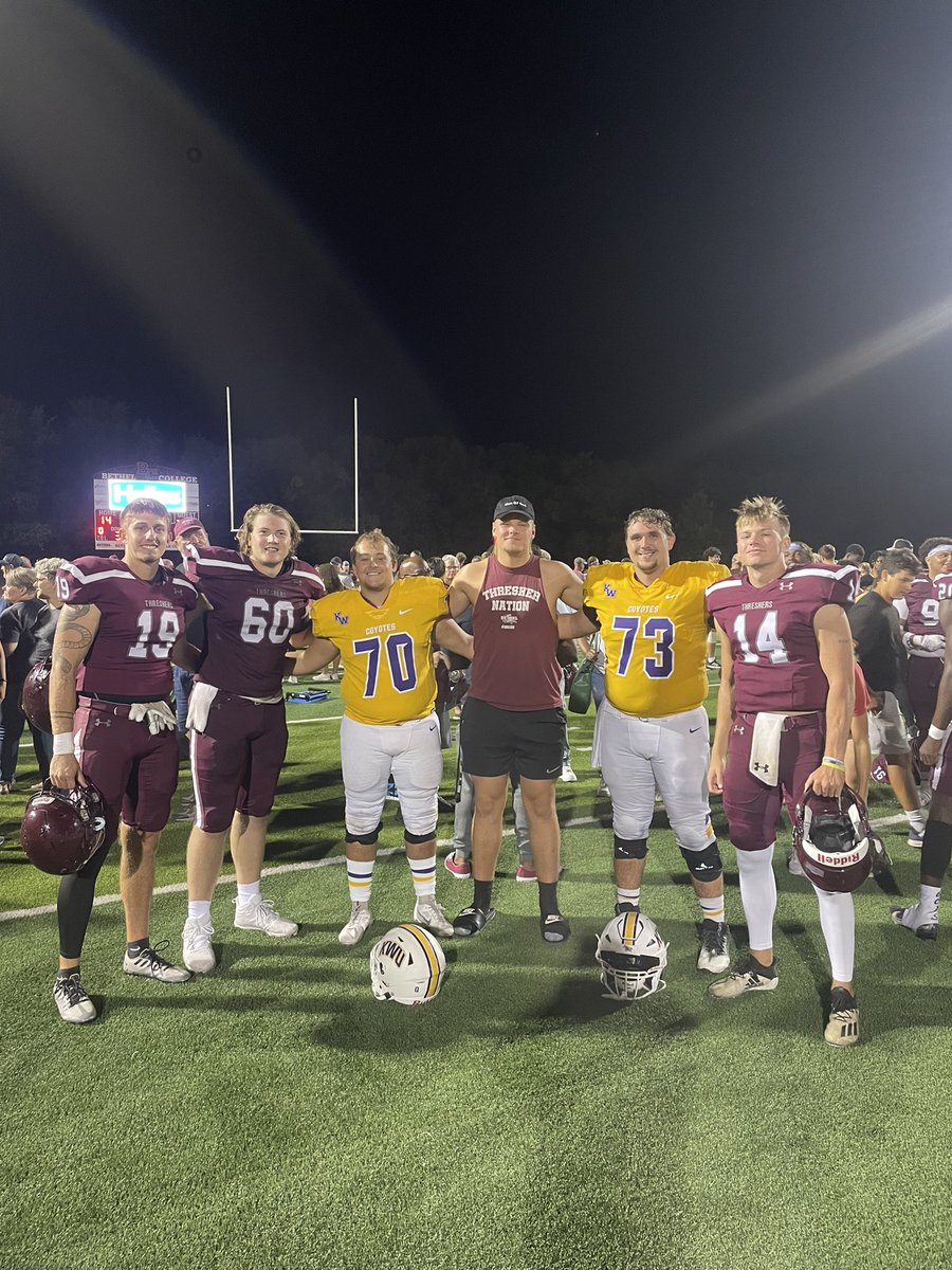 NickRuth15's tweet photo. @GoRailers x @kcacsports https://t.co/ybMHnTRl3p