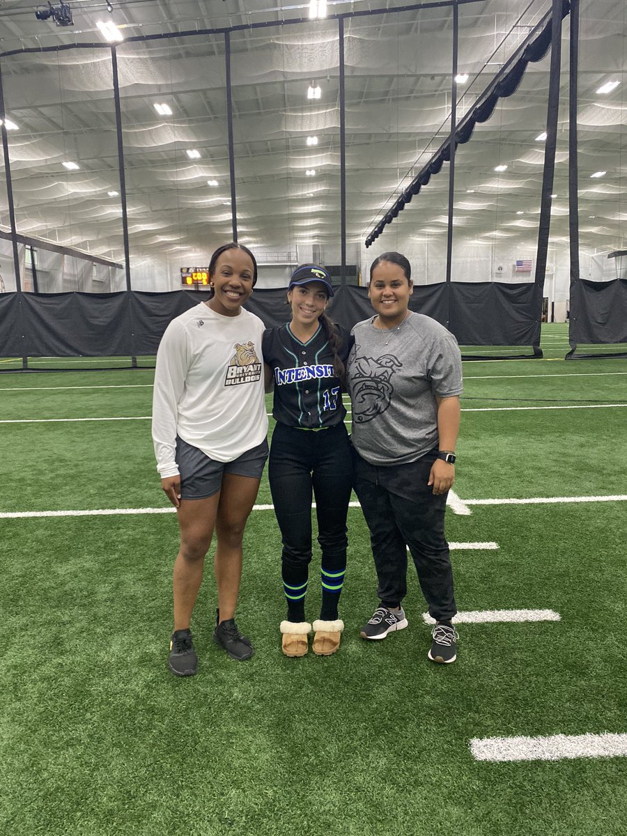 Zoey Nussbaum (@zoey_nussbaum) on Twitter photo Thank you <a href="/biankabell27/">Bianka Bell</a> <a href="/AleimaleeLopez/">Aleimalee López</a> for putting on a great camp! I learned so much and can’t wait to be back🖤💛🖤<a href="/BryantSoftball/">Bryant Softball</a> Thank you <a href="/biankabell27/">Bianka Bell</a> <a href="/AleimaleeLopez/">Aleimalee López</a> for putting on a great camp! I learned so much and can’t wait to be back🖤💛🖤<a href="/BryantSoftball/">Bryant Softball</a>