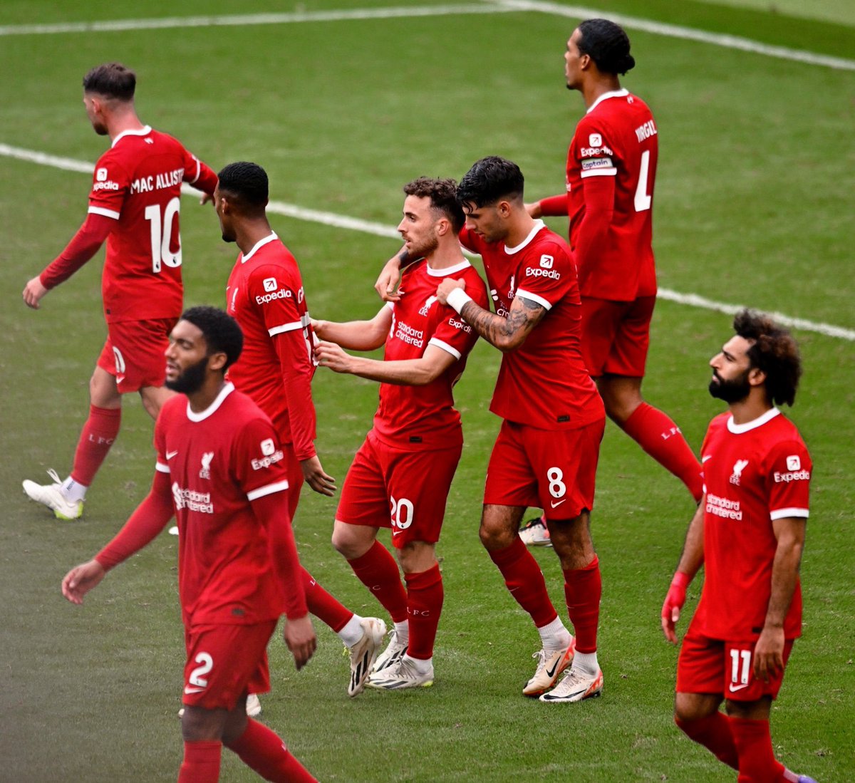 _Szoboszlai's tweet image. WINNING MOMENTUM CONTINUES 🫶🔴 #LFC #YNWA