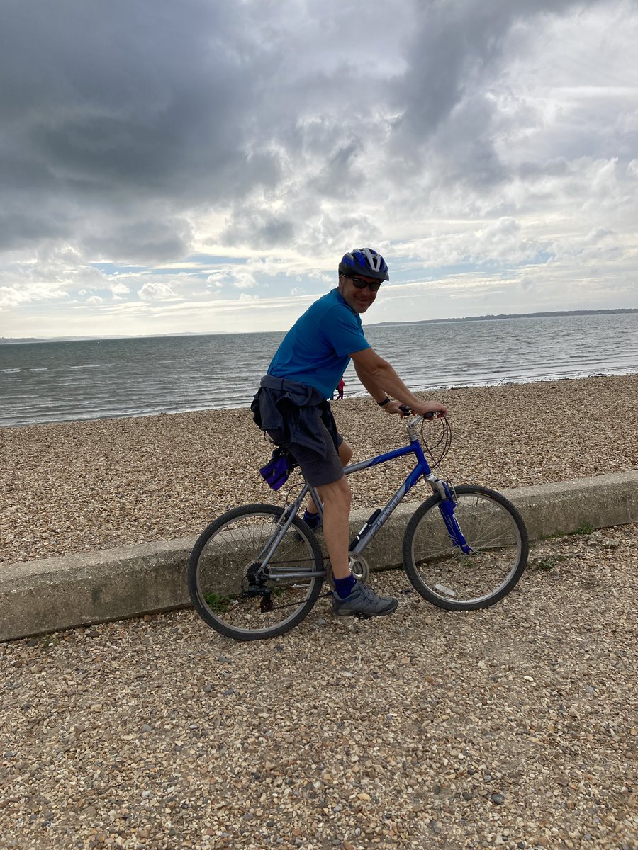tryasyoumight2's tweet photo. A brilliant day to celebrate National #GetOutsideDay day!  @OSleisure https://t.co/XJxINb74TI