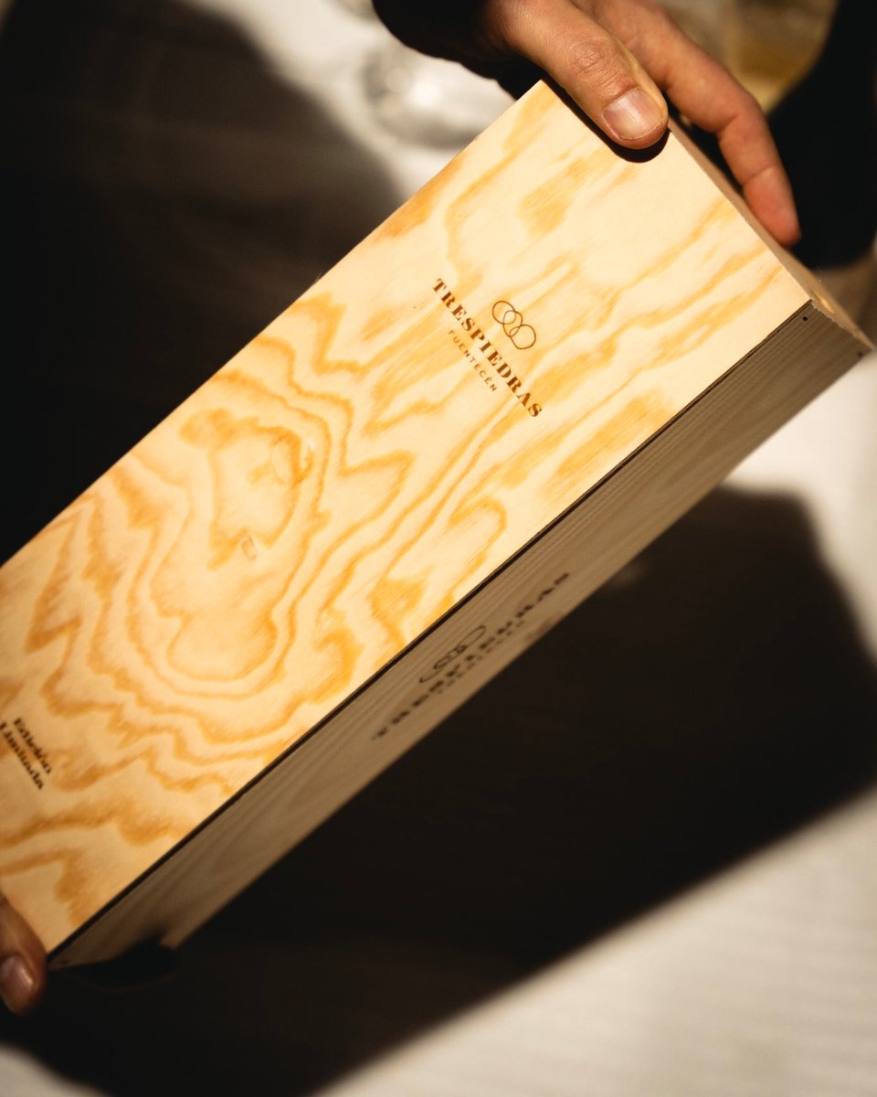 ¡Nuestros vinos preparados para llegar a todos los puntos de España! 

¿Aún no los conoces? Visita nuestra tienda online: bodegastrespiedras.com/tienda/