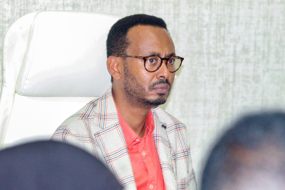 The Chief of Staff of <a href="/Villasomalia/">Somali Statehouse</a> H.E. <a href="/Hakiimov/">Abdihakim M. Yusuf</a> chaired a meeting Directors of departments of the office of the President. On the agenda are the current work and progress, the fighting against terrorist khawarij, as well as the review process and work planning for 2023.