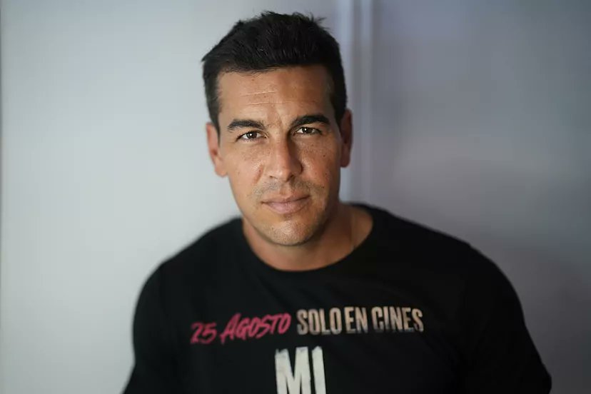 MarioCasasWorld's tweet image. #MarioHouses #mariocasas #actor #director #MiSoledadTieneAlas🪽 #MSTA 

#MiSoledadtieneAlas sigue en cines. Mañana cumple 1 mes desde su estreno.