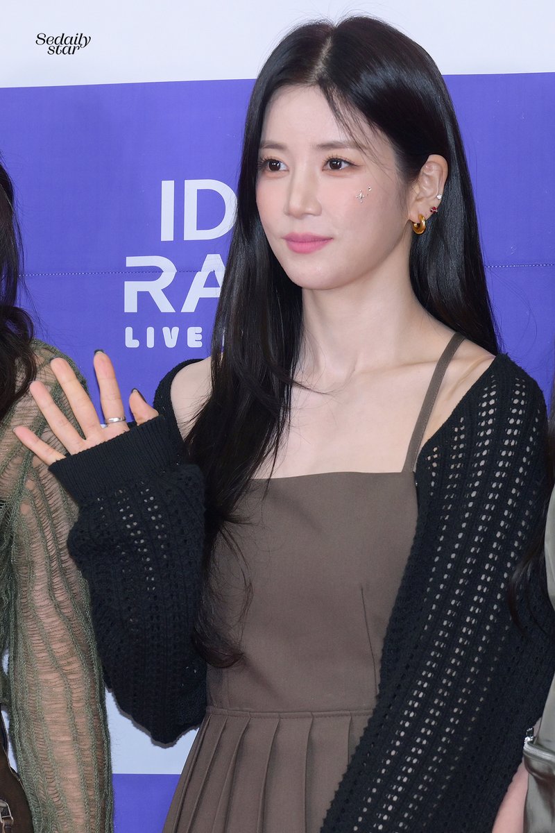 서경스타 tweet media