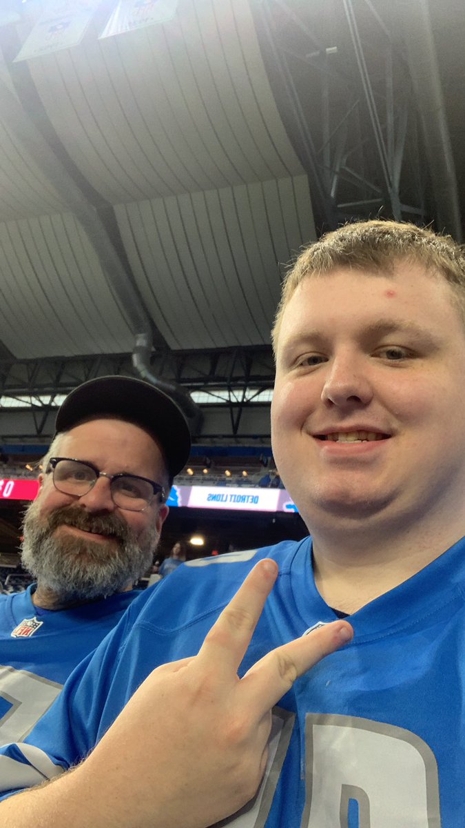 mr_gaffrey's tweet photo. Lets go lions. Lets get the win! #OnePride @Lions https://t.co/lPEgRp1I1j