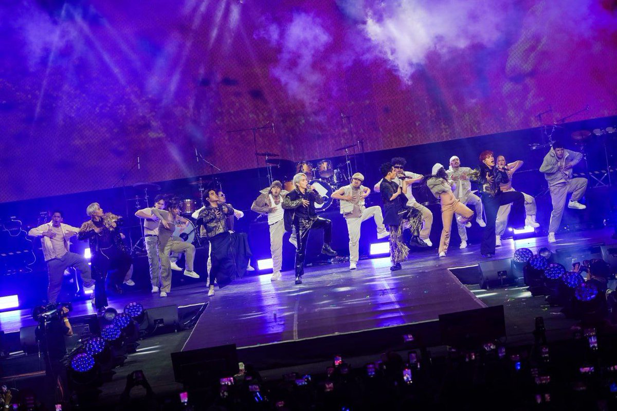 WatsonsPH's tweet photo. Di ka basta basta makakakita ng Gento! 🥇  #SB19onWatsonsPlaylistConcert #WatsonsPlaylist #WatsonsFeelGreatConcert https://t.co/M2FvoIgeeL