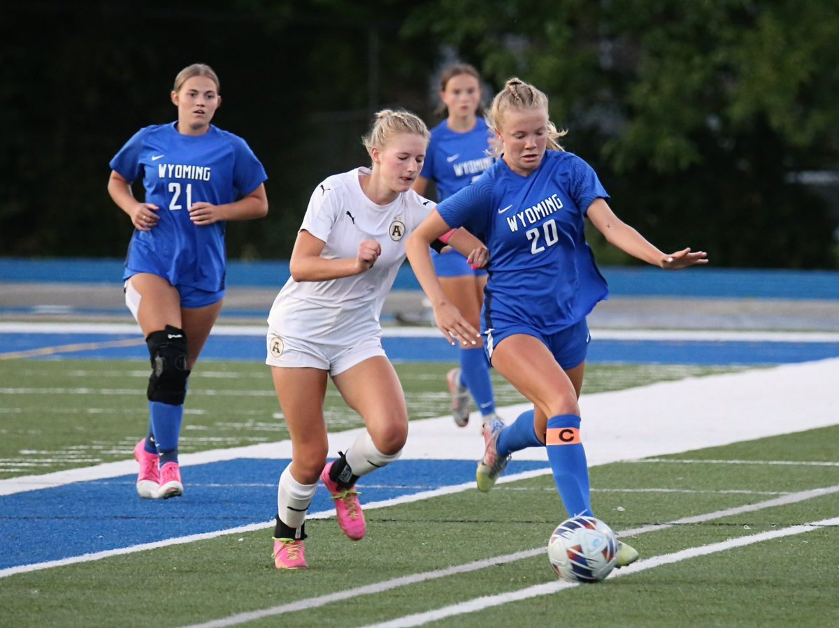 zoekochhh's tweet photo. @SoccerMomInt Zoey Koch
2024
defense/mid
undecided
https://t.co/A7cQe8Wvb1 https://t.co/vxko59ij0l