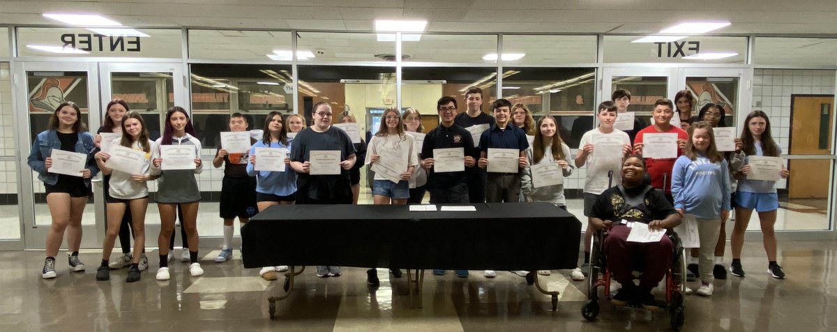 Congratulations to our current eighth grade students who earned the Principal’s List and the Honor Roll during their seventh grade year at Thursday's Academic Awards.
<a href="/WESchools/">Willoughby-Eastlake City Schools</a>
<a href="/WESPRDirector/">Gina Kevern</a>