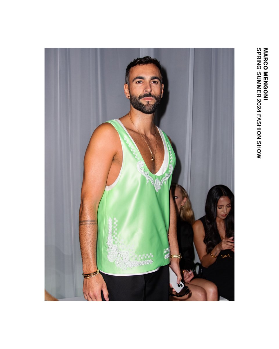 Versace's tweet photo. Attendees of the Spring-Summer 2024 Fashion Show in Milan

Valentina Zenere
Marco Mengoni
Cole Sprouse
Juno Temple

#VersaceSS24 https://t.co/n9i0ZwyU1x