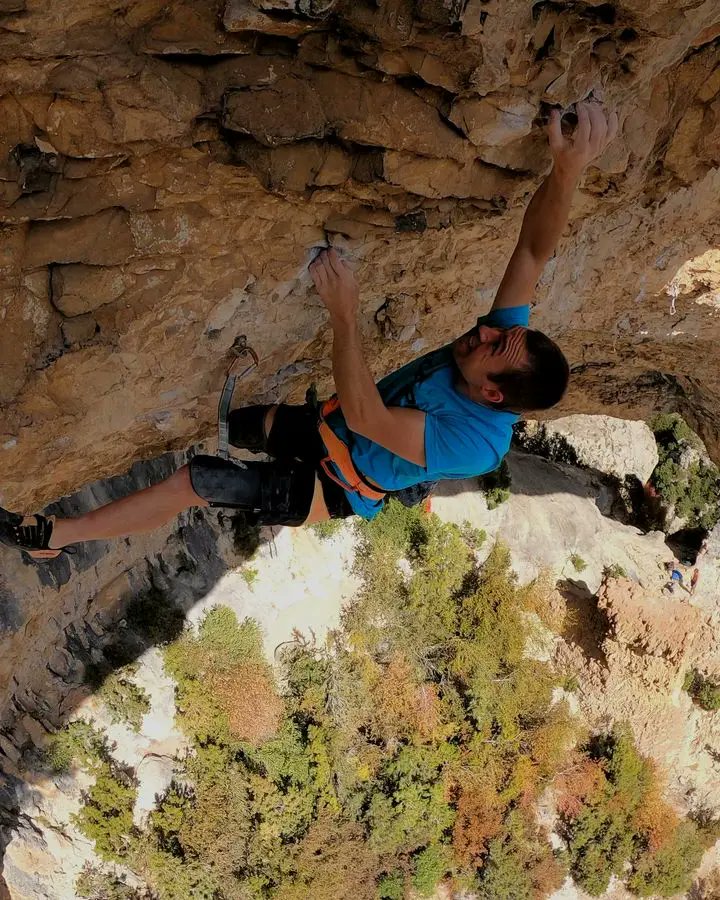 4sportua's tweet photo. Martin Tekles has repeated Jorge Diaz-Rullo’s "Patanics" (9a+) in #Rodellar.

In the https://t.co/LdyLmA2mbt ranking game an 32-years-old #Germany climber is #83 with 2 routes 9a+ grade

https://t.co/D9GUlYsV53 https://t.co/4EeVinivsY
