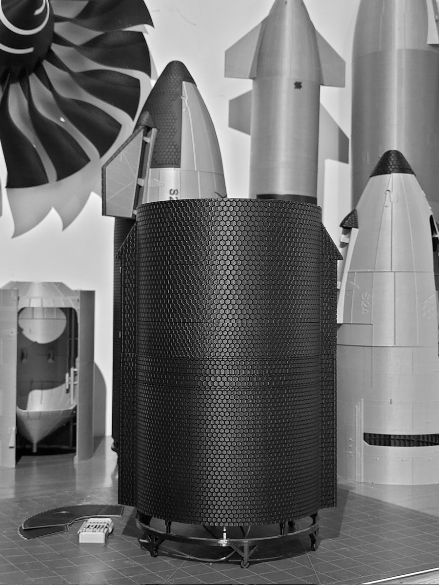 Starship3D 🇨🇦 tweet media