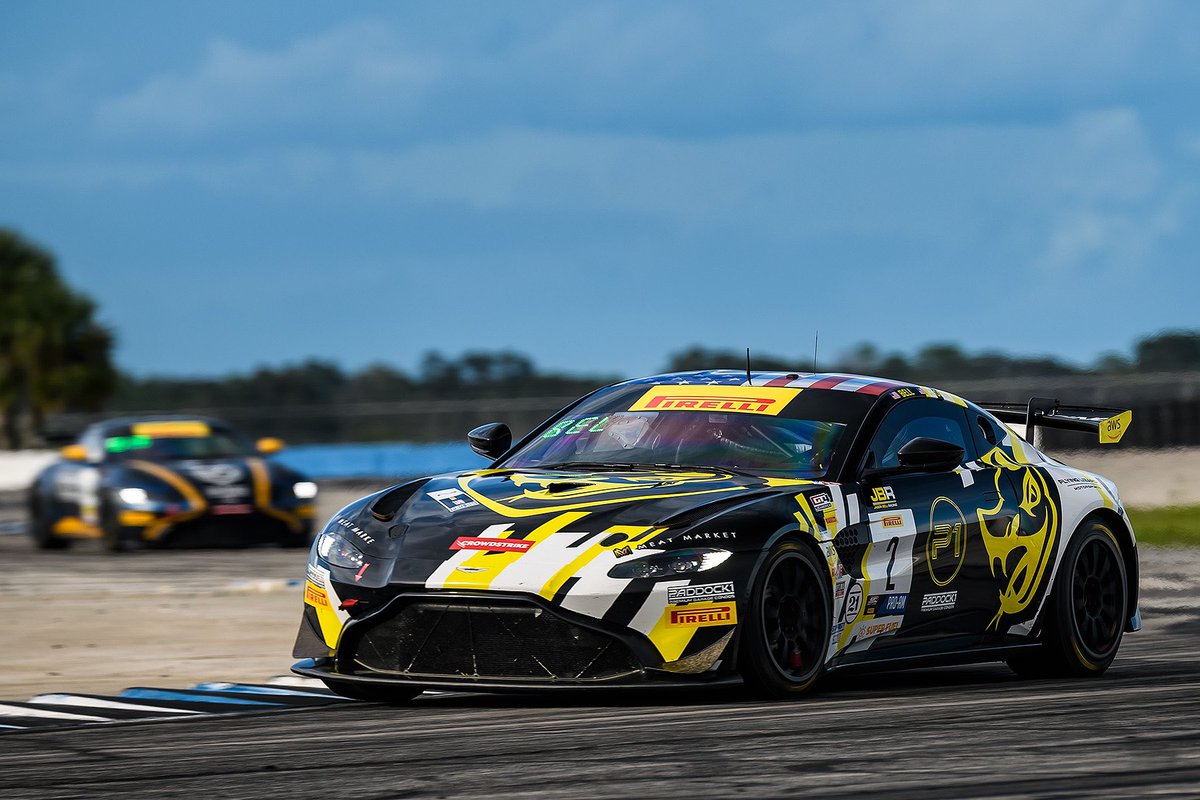 🦎Flying Lizard Motorsports tweet media