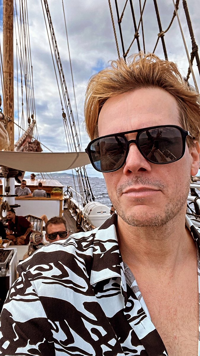 all hands on deck ☆★ #formentera #sailor