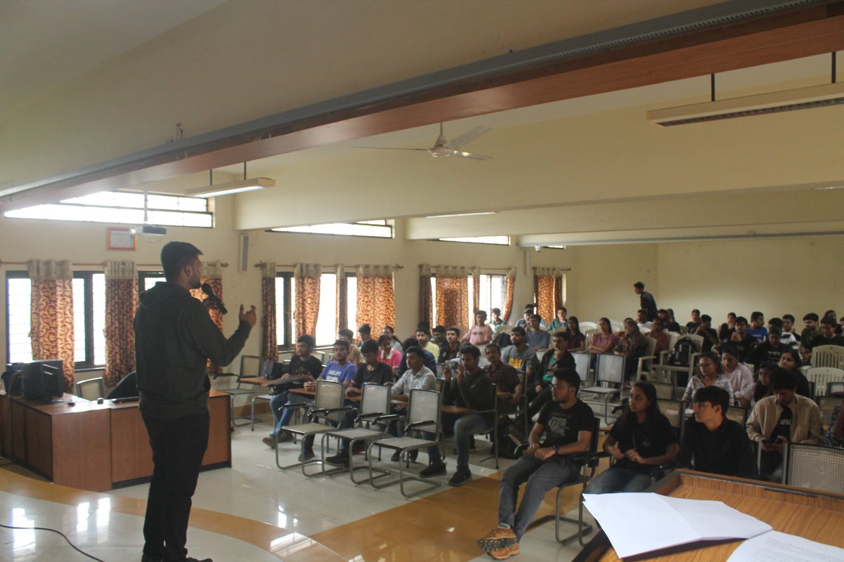 inclinedadarsh's tweet photo. What a great day today at Keras Day Nashik.
Had the opportunity to be a speaker at the event and talk about "Data Preprocessing in Deep Learning".

Great experience along with @pranavvstwt, Anuragh Wagh and team @tfugnashik 

Here are some snapshots 👇 https://t.co/ei90y15lsf