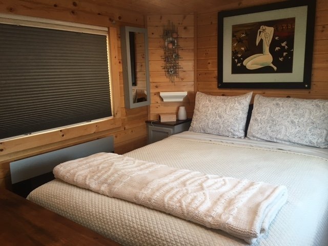 Tiny House Listings tweet media
