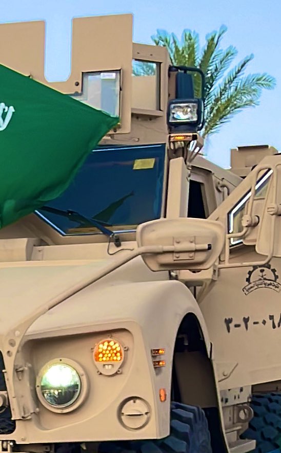 بمناسبة اليوم الوطني 93
تقيم القوات المسلحة السعودية 
في محافطة الطائف
معرض القوات المسلحة
الفعليات المصاحبة
العروض الشعبية 

الدخول لجميع افراد المجتمع 
عوائل و افراد 
من اليوم 1445/3/9 حتى يوم الخميس القادم
من الساعة 4:30 م حتى 9:00 م
معلب مدرسة سلاح الصيانة الطائف
