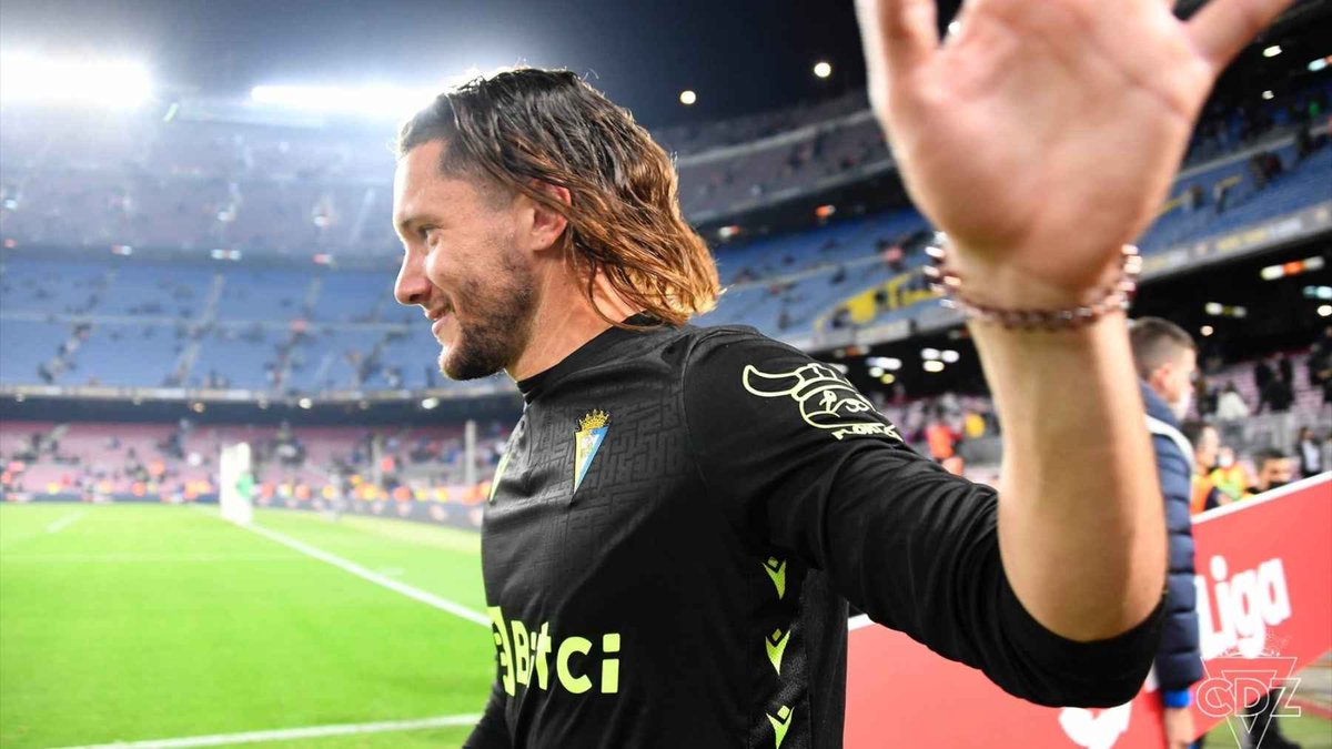 ¿Está Conan Ledesma en el top 10 de mejores porteros del mundo? 

Yo creo que sí.