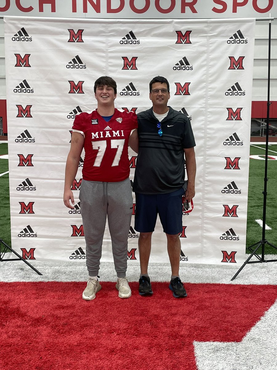 Thank you <a href="/MiamiOHFootball/">Miami Football</a> for a great visit with my teammate <a href="/JWeaver99/">Jaden weaver</a> ! <a href="/Coachjpatton/">James Patton</a> <a href="/CoadyKeller1/">Coady Keller</a> <a href="/kassq17/">Kass J.</a> <a href="/Martin_Miami_HC/">Chuck Martin</a> <a href="/CoachClark_65/">Tyler Clark</a> <a href="/SandburgEagles/">Sandburg Eagles Football</a> <a href="/OLMafia/">OL MAFIA</a>