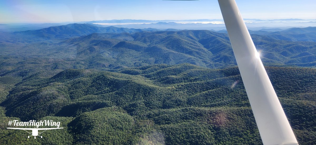 garyweissel's tweet image. Was some gorgeous views up in the Smoky Mountains in eastern TN this morning. #SkyHawkSunday #C172 #PilotsofTwitter #mountainflying #TeamHighWing